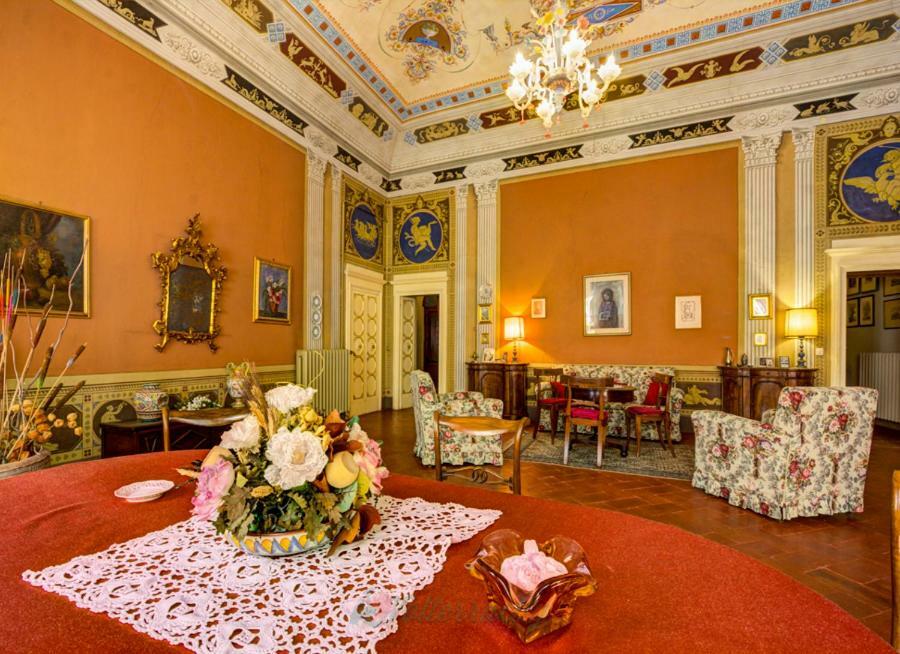 Residenza Storica Palazzo Ricciarelli Villa Volterra Exterior photo